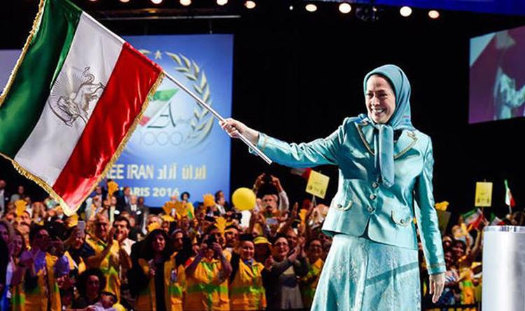زعيمة المقاومة الإيرانية مريم رجوي خلال المؤتمر المنعقد في العاصمة الفرنسية باريس