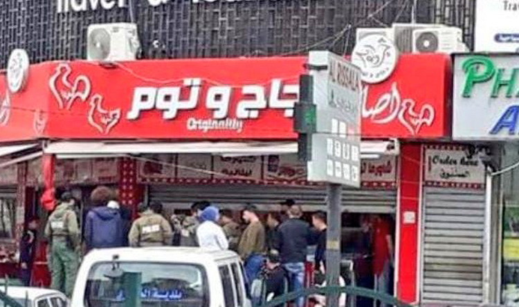 بالصورة: شاورما فاسدة في محالات دجاج وتوم