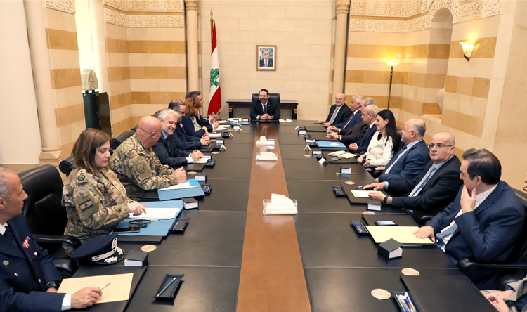الأوضاع الصناعية مدار بحث بين الحريري واختصاصيين