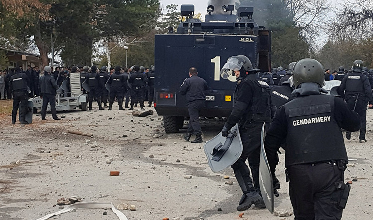 بالفيديو: انقلابات في شرطة بلغاريا!‏