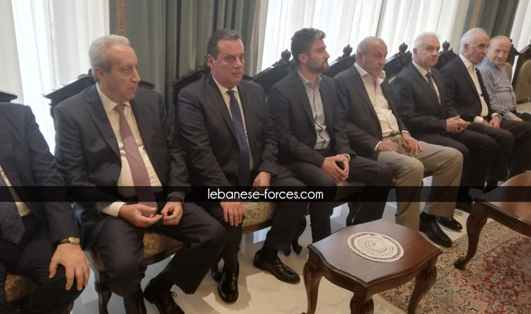 الجمهورية القوية الى جانب المطران عودة