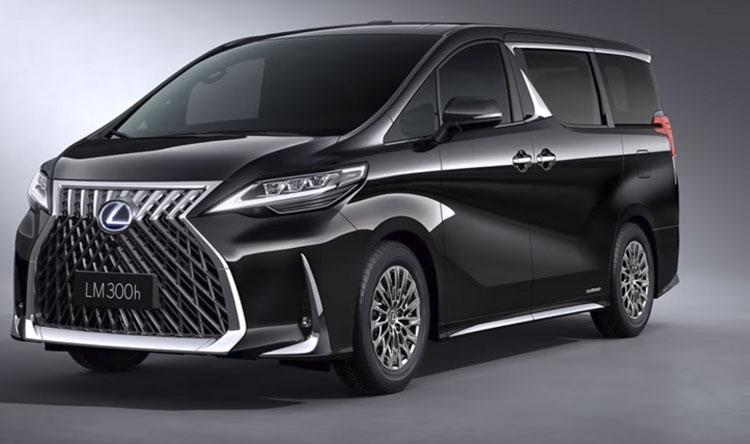 "Lexus" تكشف عن أفخم سيارتها العائليّة