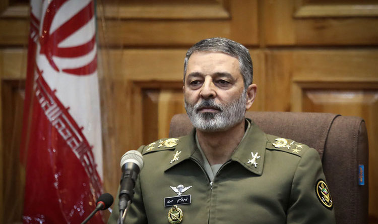 الجيش الإيراني يتأهب للحرب