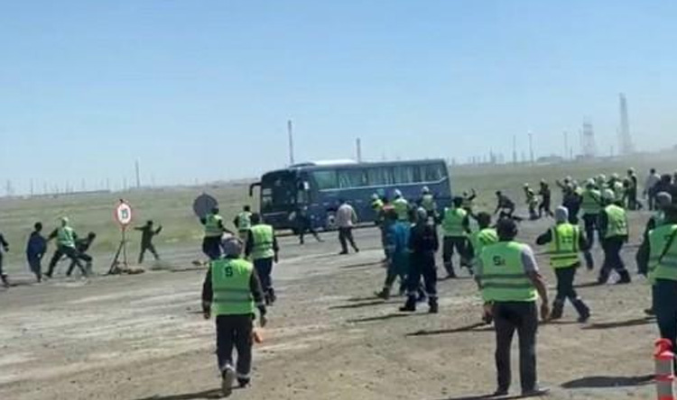 لبنان يتابع تداعيات حادثة كازاخستان