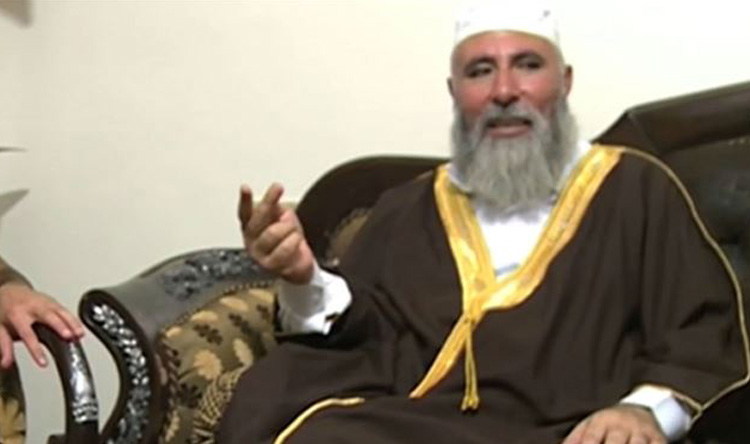 محاكمة "أبو طاقية" مؤجلة!