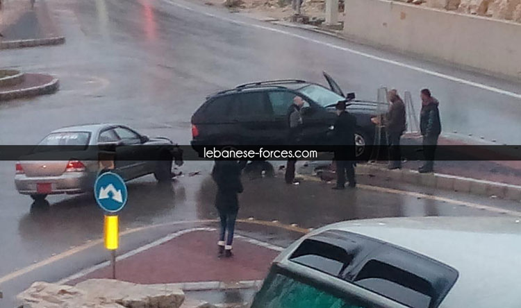 بالصورة: حادث سير عند مدخل عمشيت