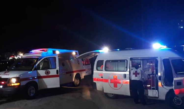 بالصور: جريحان على أتوستراد جبيل