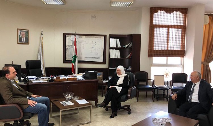 الحريري زارت مؤسسة مياه لبنان الجنوبي وبحثت في المشاريع المائية لصيدا ضمن خطة سيدر