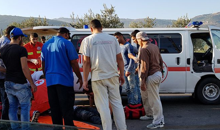 جريح في حادث صدم بين سيارة ودراجة نارية على طريق الضنية