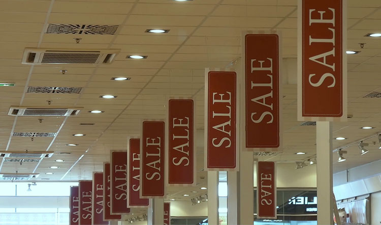 بالفيديو: "Sale" يتسبب بمشاجرة عنيفة!