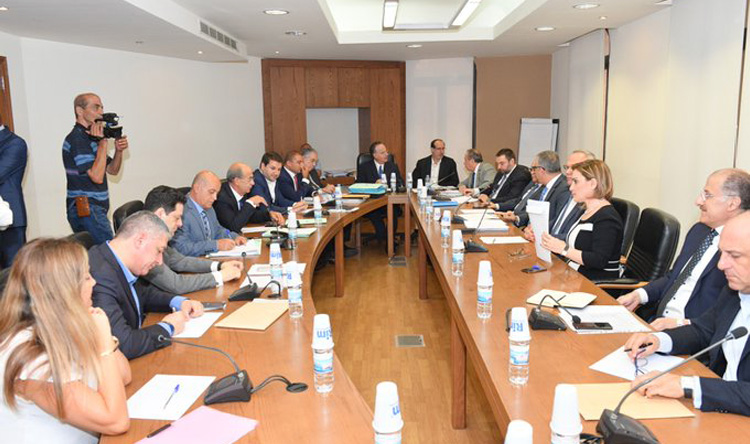 "الإدارة والعدل" تستمع الى مدير عام الجمارك