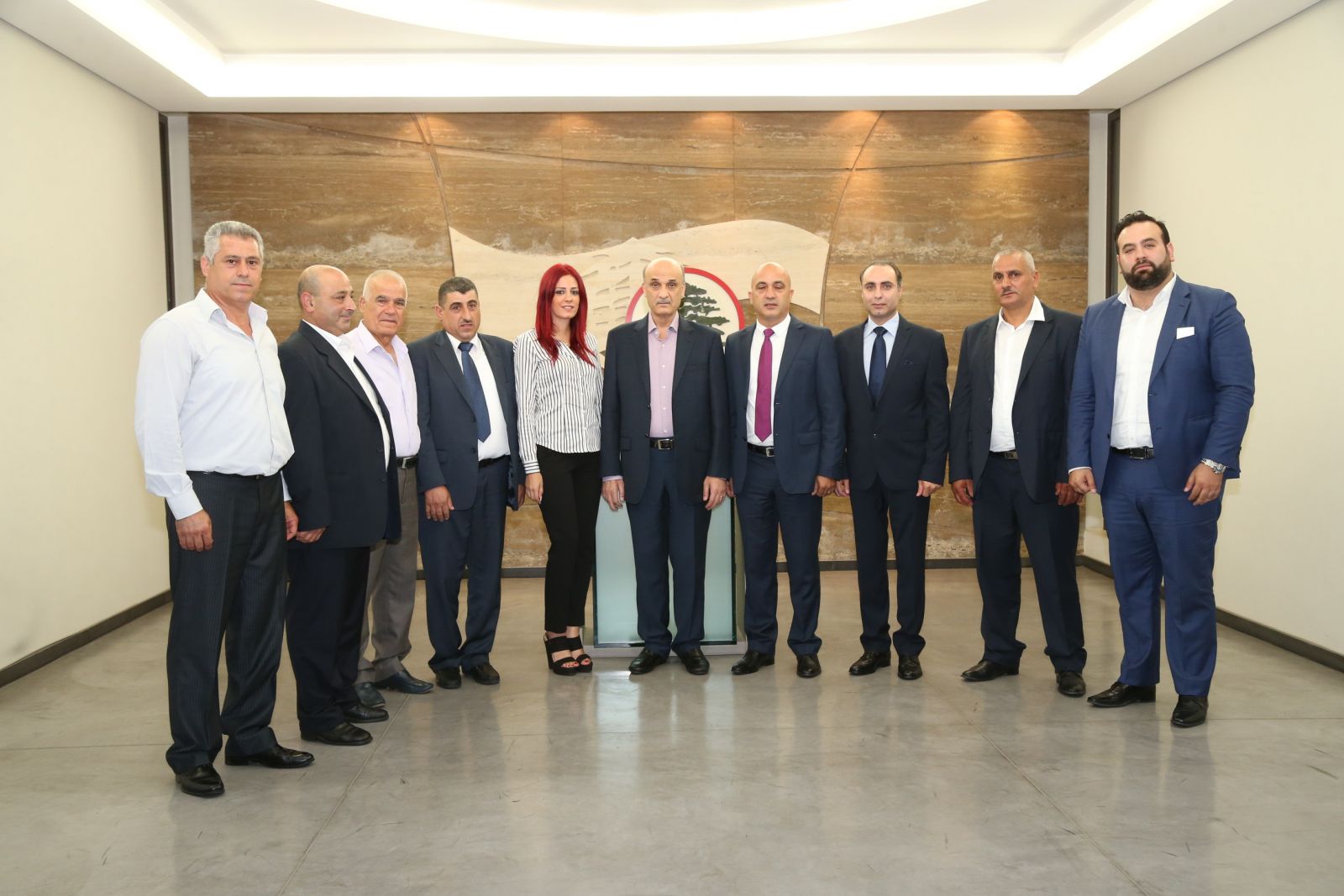  وفد من بلدية بيت شلالا برئاسة أسعد الياس النخل مع الدكتور جعجع 