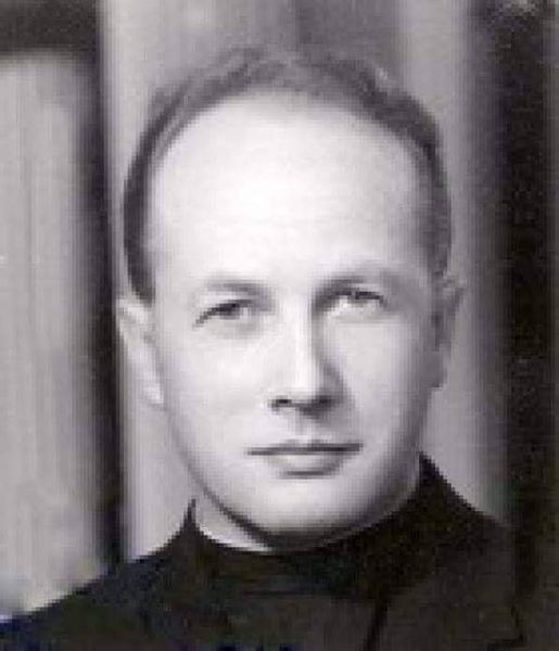 ـ الأب ميشال آلار اليسوعيّ (1924 - 1976) ـ قتلته .قذيفة أصابت غرفته وهو نائم 