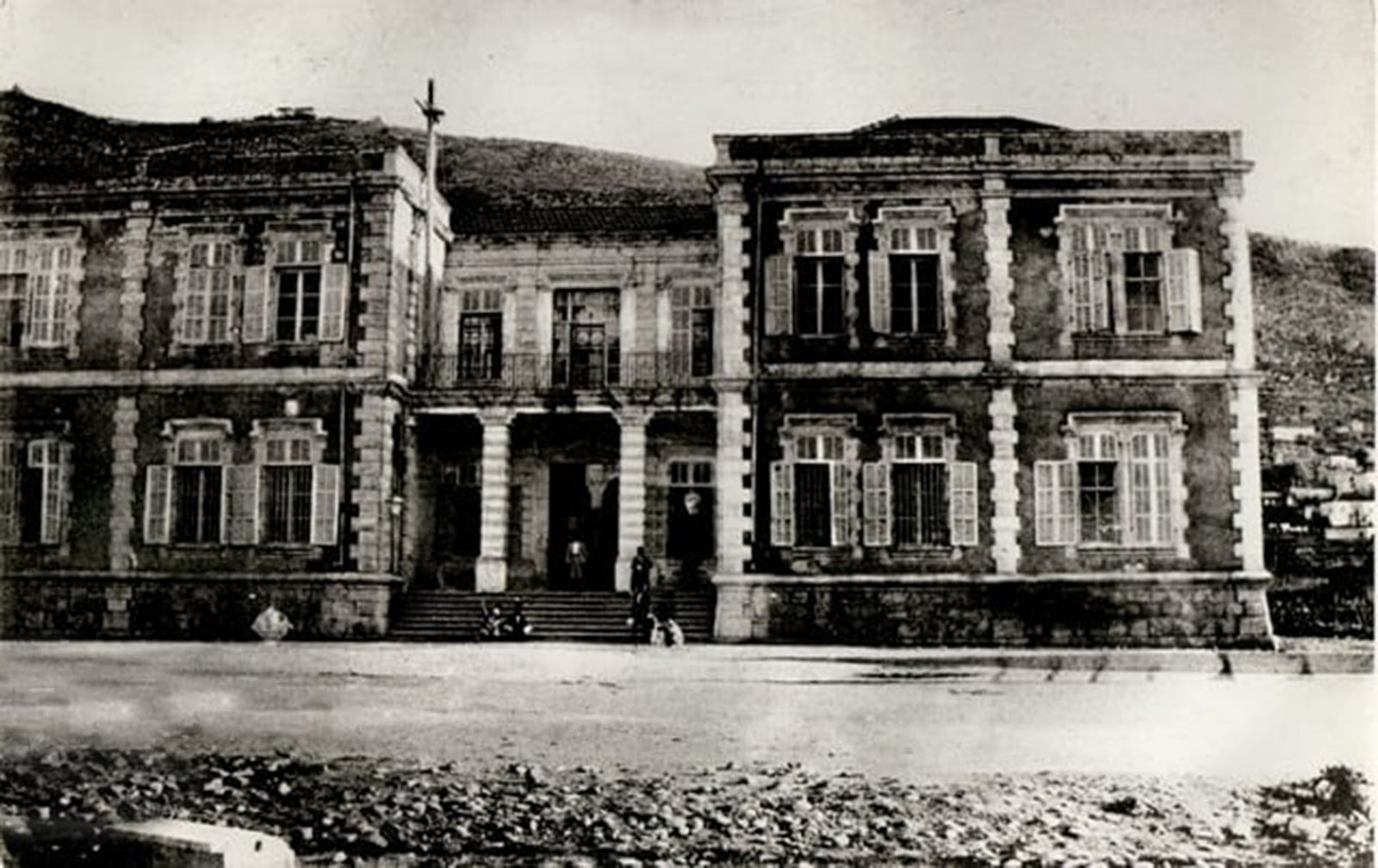 لبنان