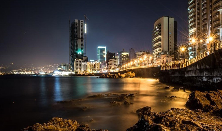 Телефона бейрут. Бейрут набережная. Бейрут небоскребы. Набережная Бейрут ночь. Вид Бейрут рабочий стол.