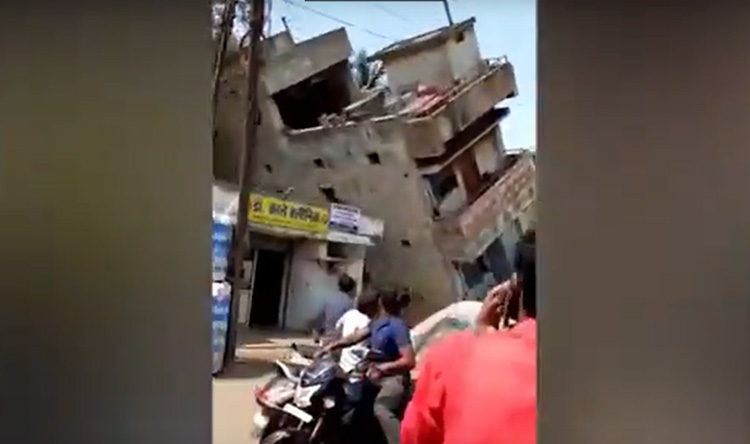 اذاعة عن وسائل التواصل الاجتماعي