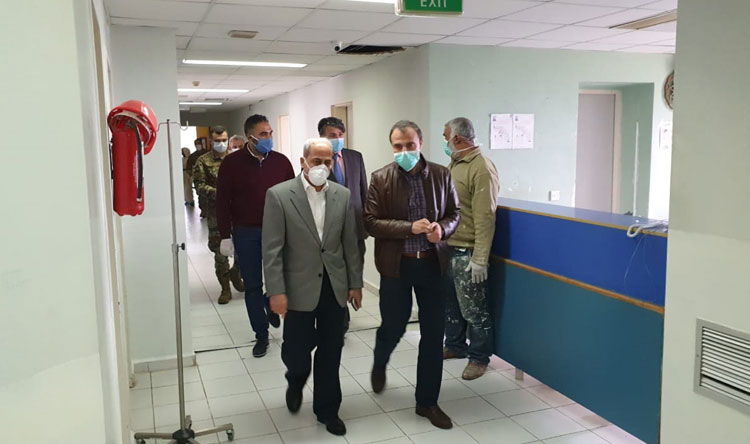 خير تفقد غرف العزل في مستشفى عبدالله الراسي Lebanese Forces Official خير تفقد غرف العزل في مستشفى عبدالله الراسي Lebanese Forces Official