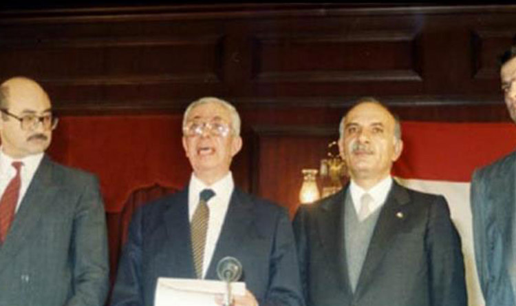 جلسات نيابية تاريخية خارج ساحة النجمة Lebanese Forces Official Website