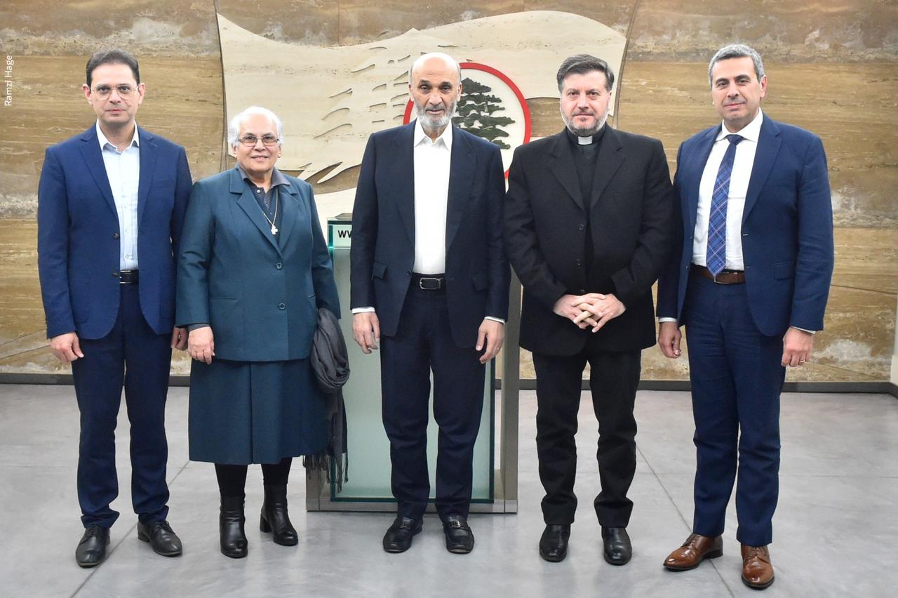 جعجع يفند والأب نصر ثغرات تعديل بعض أحكام قانون الهيئة التعليمية في المدارس الخاصة