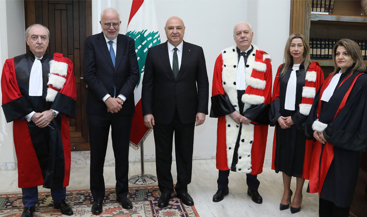مجلس القضاء الأعلى