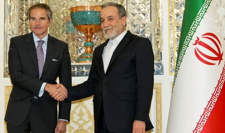 إيران