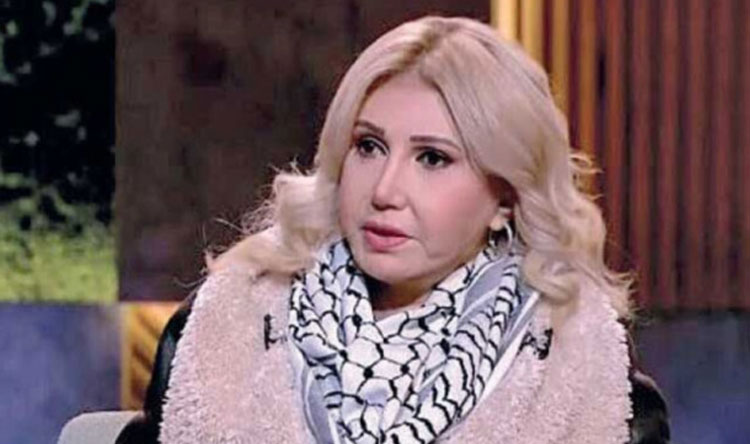 ممثلة