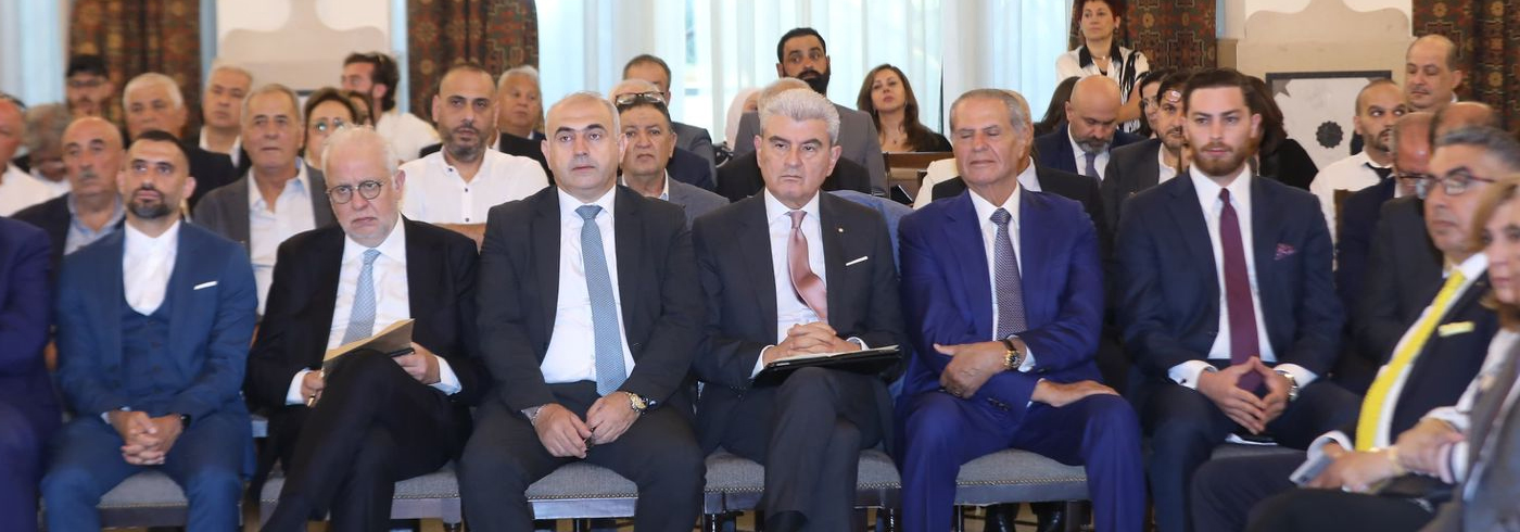 عيسى الخوري
