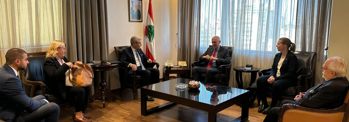 وزير الصناعة