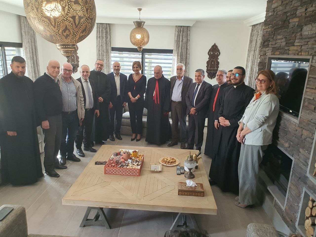 دير الأحمر