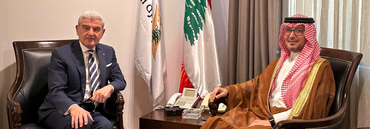 وزير الصناعة