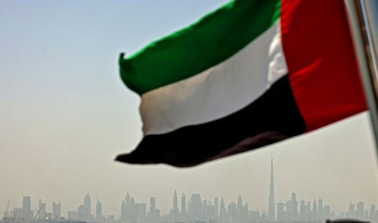 الإمارات 