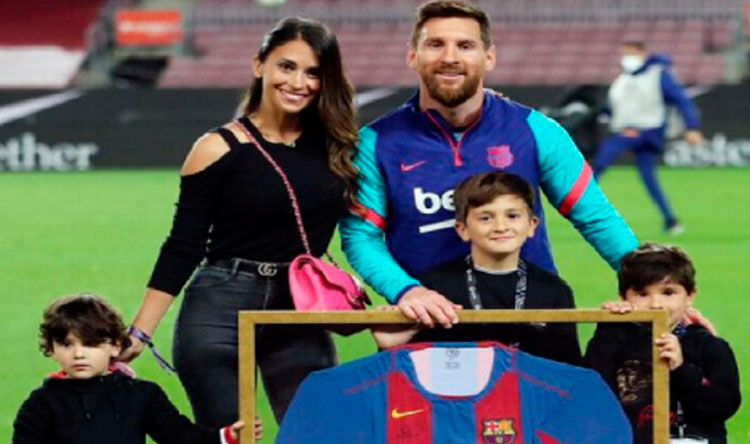 أنتونيلا تهنئ ميسي بعيد ميلاده الـ34