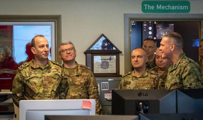 شباط 2026: ساعة الحرب على إيران في يد ترامب