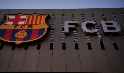 انتهاء موسم نجم برشلونة