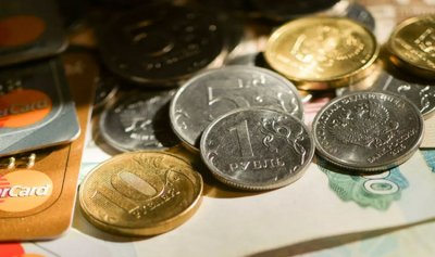 الروبل يواصل الصعود أمام الدولار واليورو