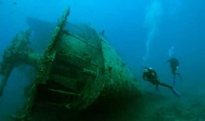 بالصور: أعمق سفينة غارقة في العالم مدمرة أميركية من الحرب العالمية الثانية