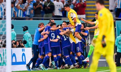 الأرجنتين تصعد لثمن النهائي كأس العالم