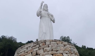 جبل الرحمة الإلهية ـ غوسطا