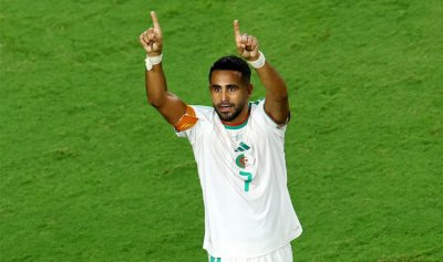 قائد المنتخب الجزائري: تأهل الجزائر مستحق وعملنا لم ينتهِ بعد