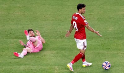 الأهلي يُحبط ميسي وإنتر ميامي في بداية مونديال الأندية