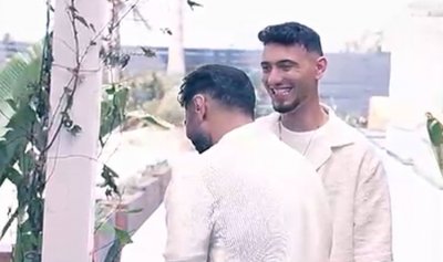 بالفيديو ـ الشامي وتامر حسني يرقصان &#8220;دبكة&#8221;