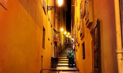 صورة من لبنانيّ: نيس ـ فرنسا