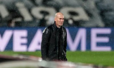 هل يعود زيدان إلى ريال مدريد؟