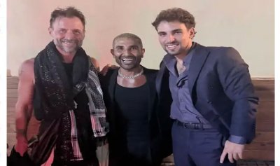 أحمد سعد يوثق لقاءه بـ سانت ليفانت ووالده