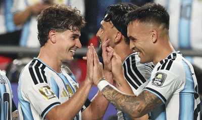 برشلونة يضع لاوتارو بديلاً لألفاريز