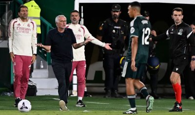 مورينيو يفسر معاناة ريال مدريد: اعتقدنا أن المباراة انتهت