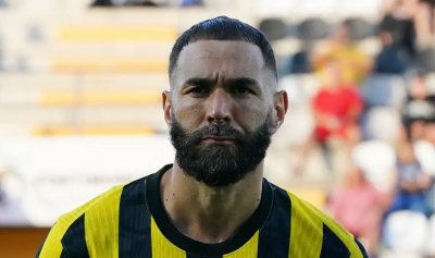 بنزيما يعلن جاهزية الاتحاد للموسم الجديد.. &#8220;سنؤدي المهمة على أرض الملعب&#8221;