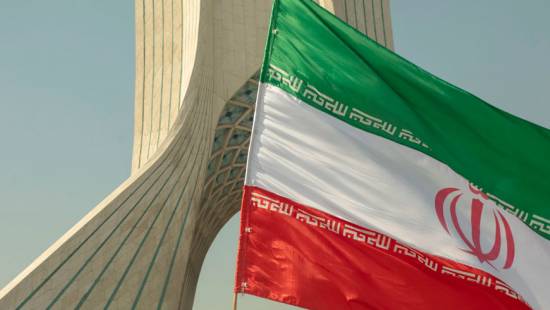 إيران تتوعد إسرائيل بردّ قاسٍ