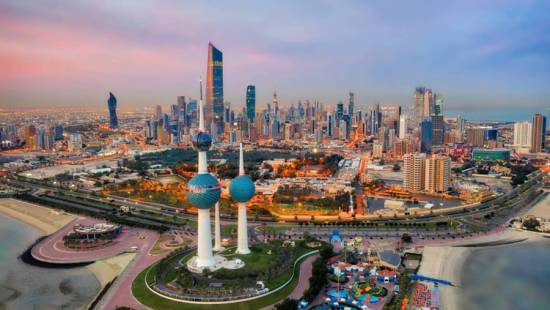الكويت تستدعي سفير إيران احتجاجا على بيان سفارته