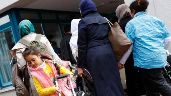 عدد النازحين يتجاوز المليون